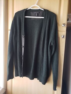 Banana Republic 100% Extra Fine Merino Wool Dark Green Button-Up Cardigan